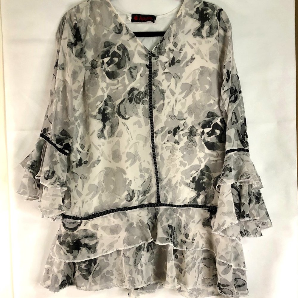NEW Indian Pakistani Black and Grey Floral Kurta